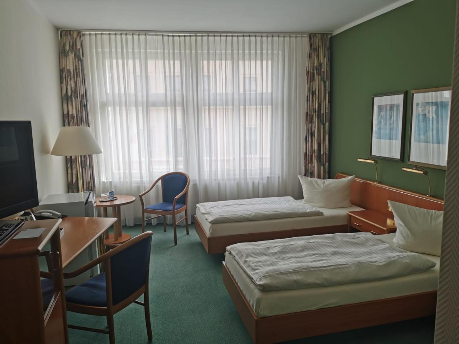 Hotel Kaiserhof Fürstenwalde Екстериор снимка