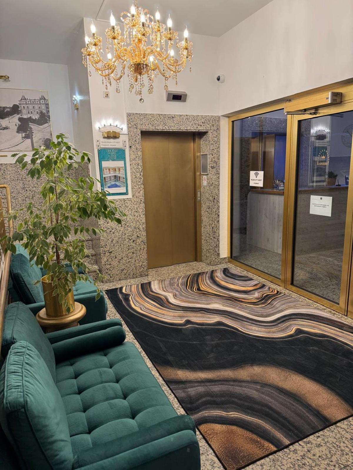 Hotel Kaiserhof Fürstenwalde Екстериор снимка