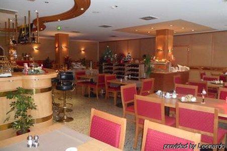Hotel Kaiserhof Fürstenwalde Екстериор снимка