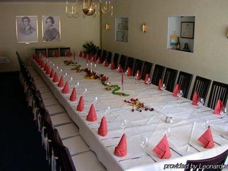 Hotel Kaiserhof Fürstenwalde Екстериор снимка